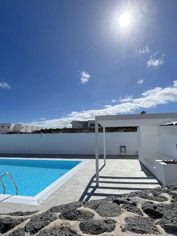 Casahost Villa Dolce Vita Costa Teguise Bagian luar foto